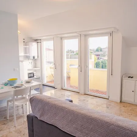 Apartment Loft Ad Un Passo Dal Cielo - Italian Homing *
